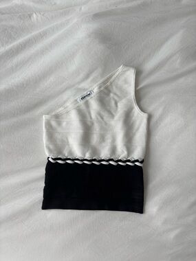 Black White One Shoulder Braided Detail Top – Size Small